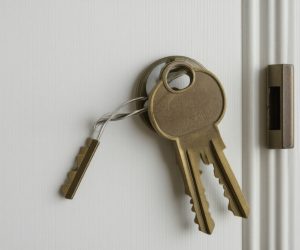 🔐 From Keys to Confidence: Simple Locksmith Tips for Safer Living in Calne