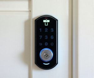 🔐 Beyond Locks: Smart Home Security Tweaks for Swindon Residents